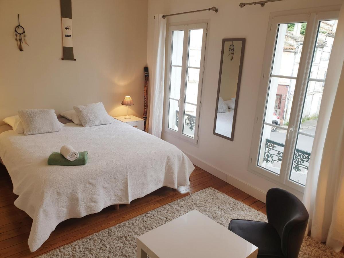 Maison De Ville Confortable Avec Cour Interieure Angouleme Ngoại thất bức ảnh